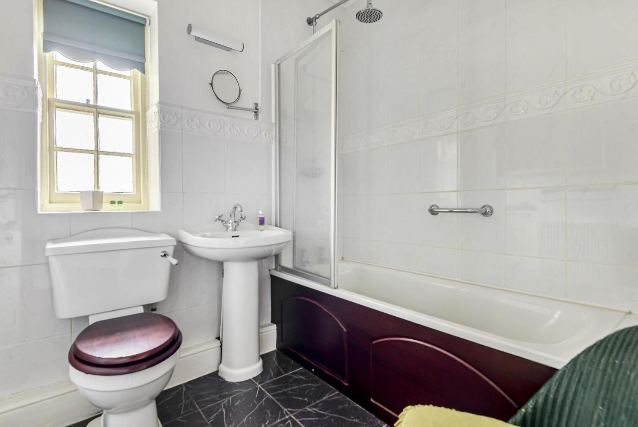 Roscrea Bed & Breakfast Bodmin Bagian luar foto
